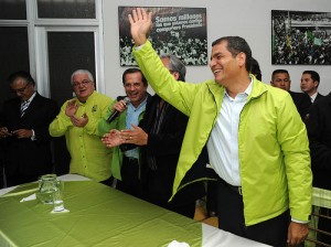 VISITA A LA SEDE DE ALIANZA PAÍS