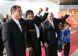 POL ACT UNASUR MESIAS ECU RECORRIDO OFICIAL EDIFICIO UNASUR SEDE QUITO 05 DICIEMBRE 2014 Quito 05 dic 2014.- El Presidente Rafael Correa Delgado recorrió las nuevas instalaciones de la Sede de Unasur con las Jefas y Jefes de Estado. Tomada de Flickr  / Presidencia de la República.