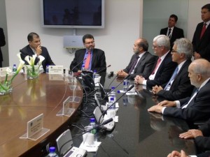 El presidente de Ecuador, Rafael Correa, es recibido por el pleno de la CIDH. Foto: Danny Mera/Andes
