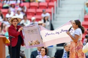 BRAZIL-AGRICULTURE-MARCH-DAISIES-ROUSSEFF