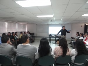  Capacitan a funcionarios 